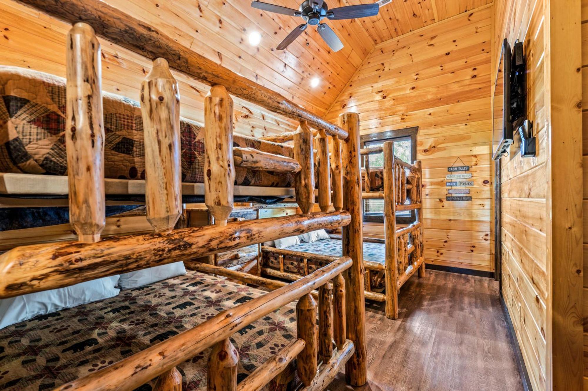 The Mighty Crabapple Manor By Stony Brook Cabins جاتلينبرج المظهر الخارجي الصورة