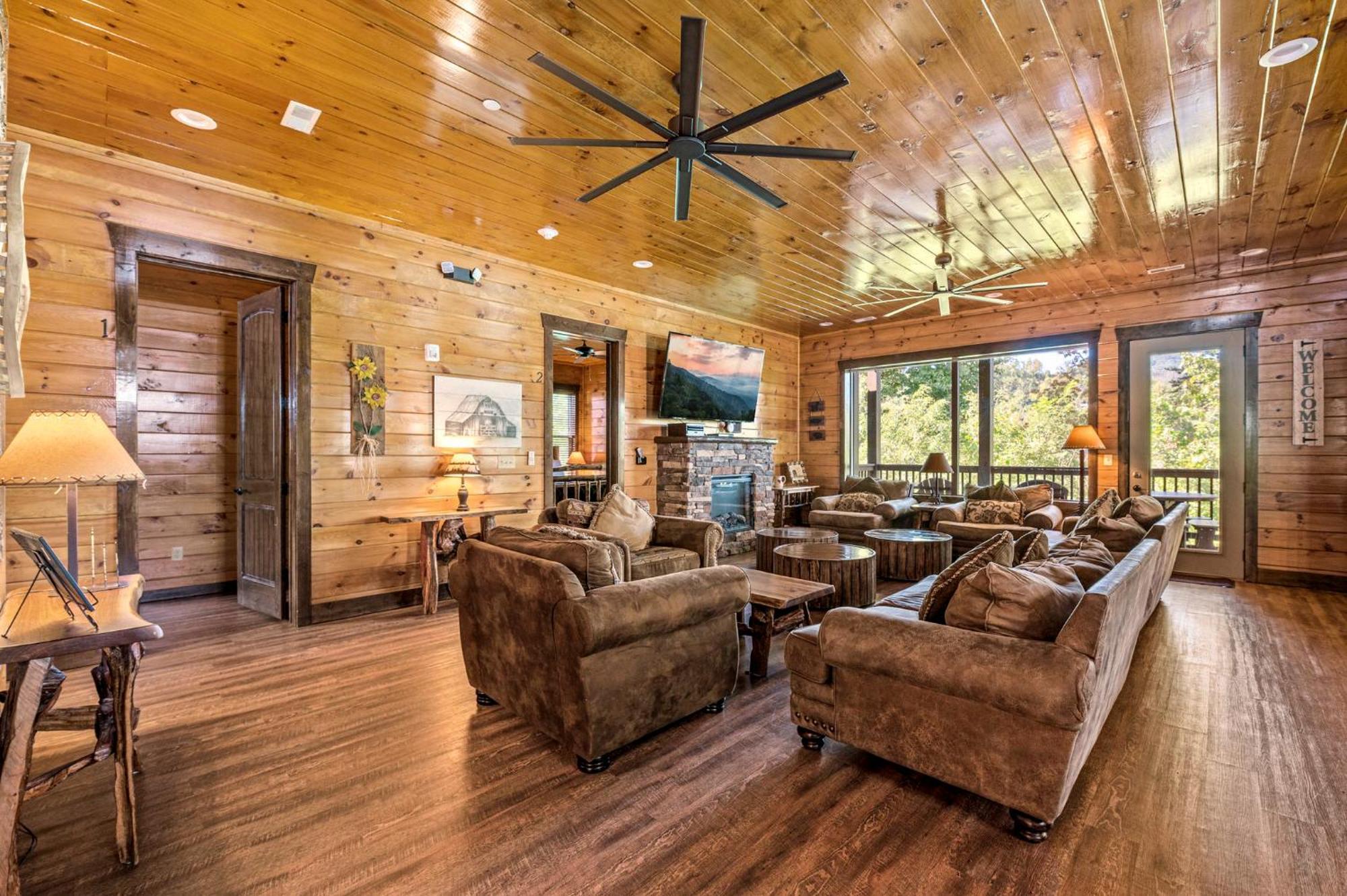 The Mighty Crabapple Manor By Stony Brook Cabins جاتلينبرج المظهر الخارجي الصورة