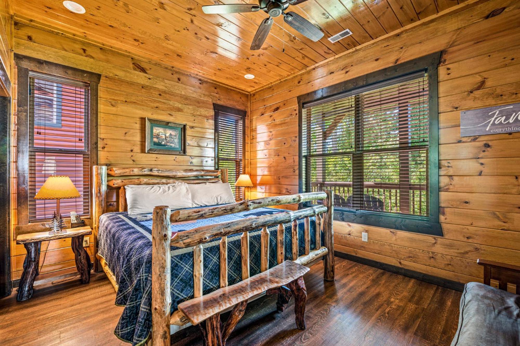 The Mighty Crabapple Manor By Stony Brook Cabins جاتلينبرج المظهر الخارجي الصورة